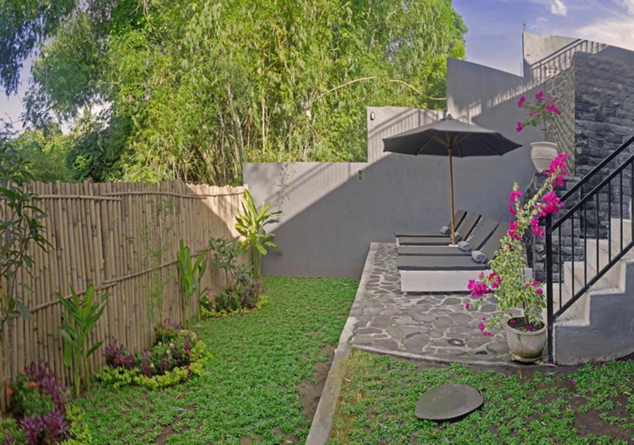 Villa Manayasa Lovina Beach Extérieur photo